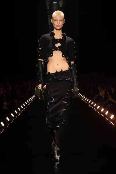 Look 36